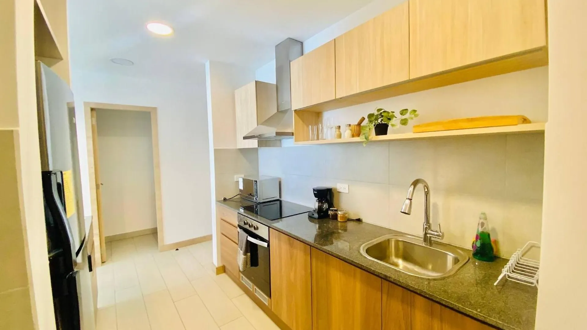 Room In Apartment - Beautiful Apt-Balcony In La Carolina 70 Qled Tv Quito