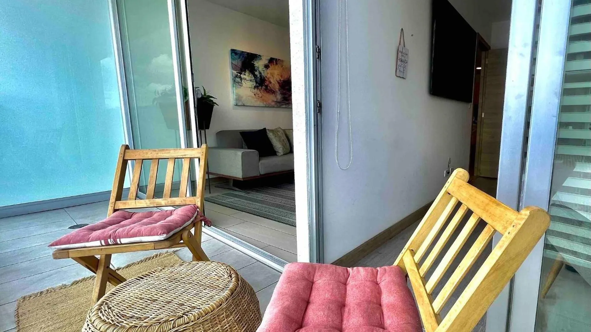 Room In Apartment - Beautiful Apt-Balcony In La Carolina 70 Qled Tv Quito 0*,